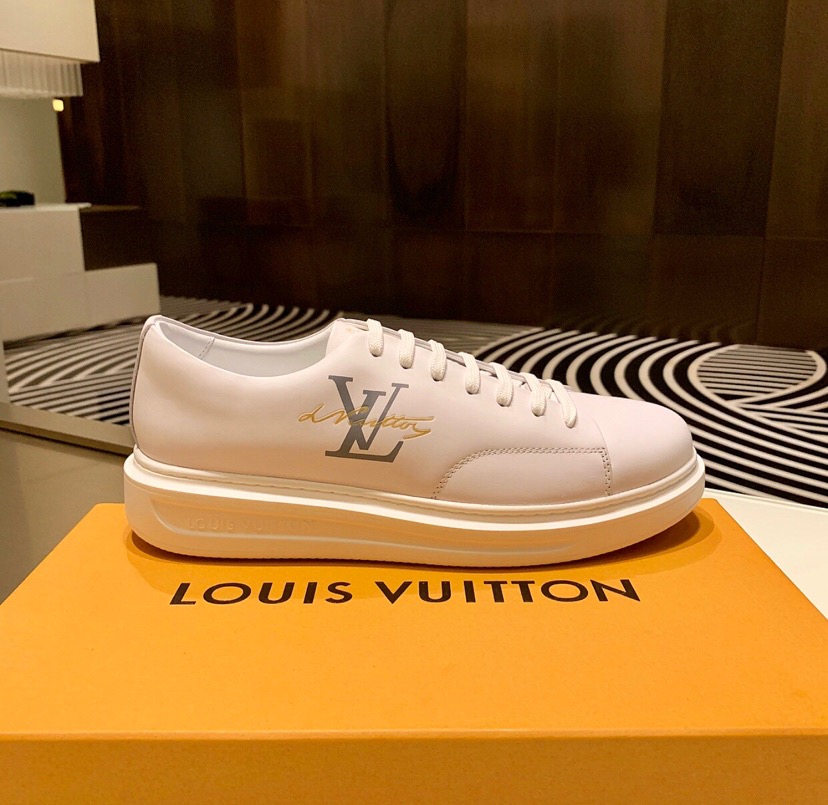 [LOUIS VUITTON] 19SS 화이트 레더 스니커즈 남성용