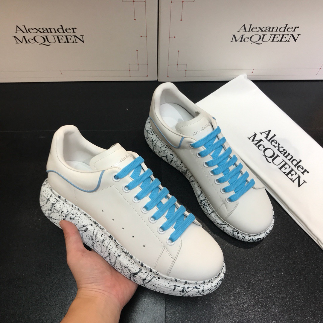 [Alexander McQUEEN] 알렉산더맥퀸 오버솔 화이트 스카이 블루 페인팅 남녀공용