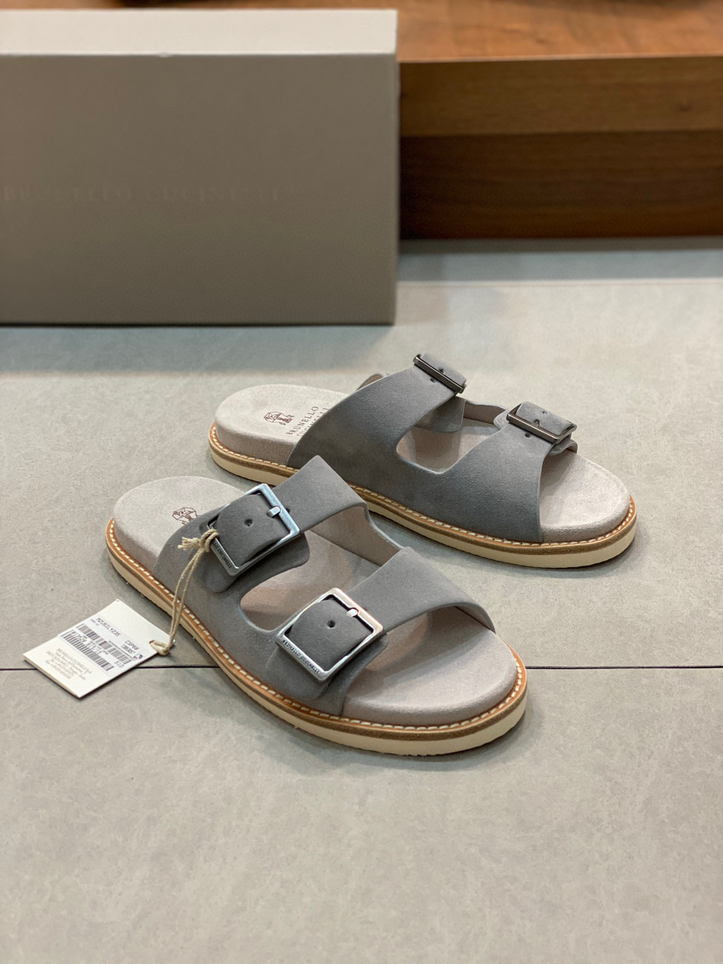 [Brunello Cucinelli] 브루넬로 쿠치넬리 샌들 남성용