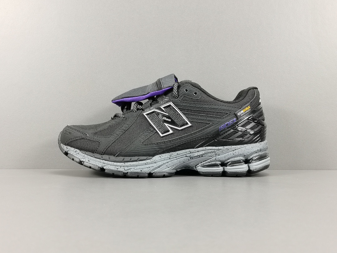 [New Balance] 뉴발란스 M1906R 블랙 M1906ROC 남녀공용