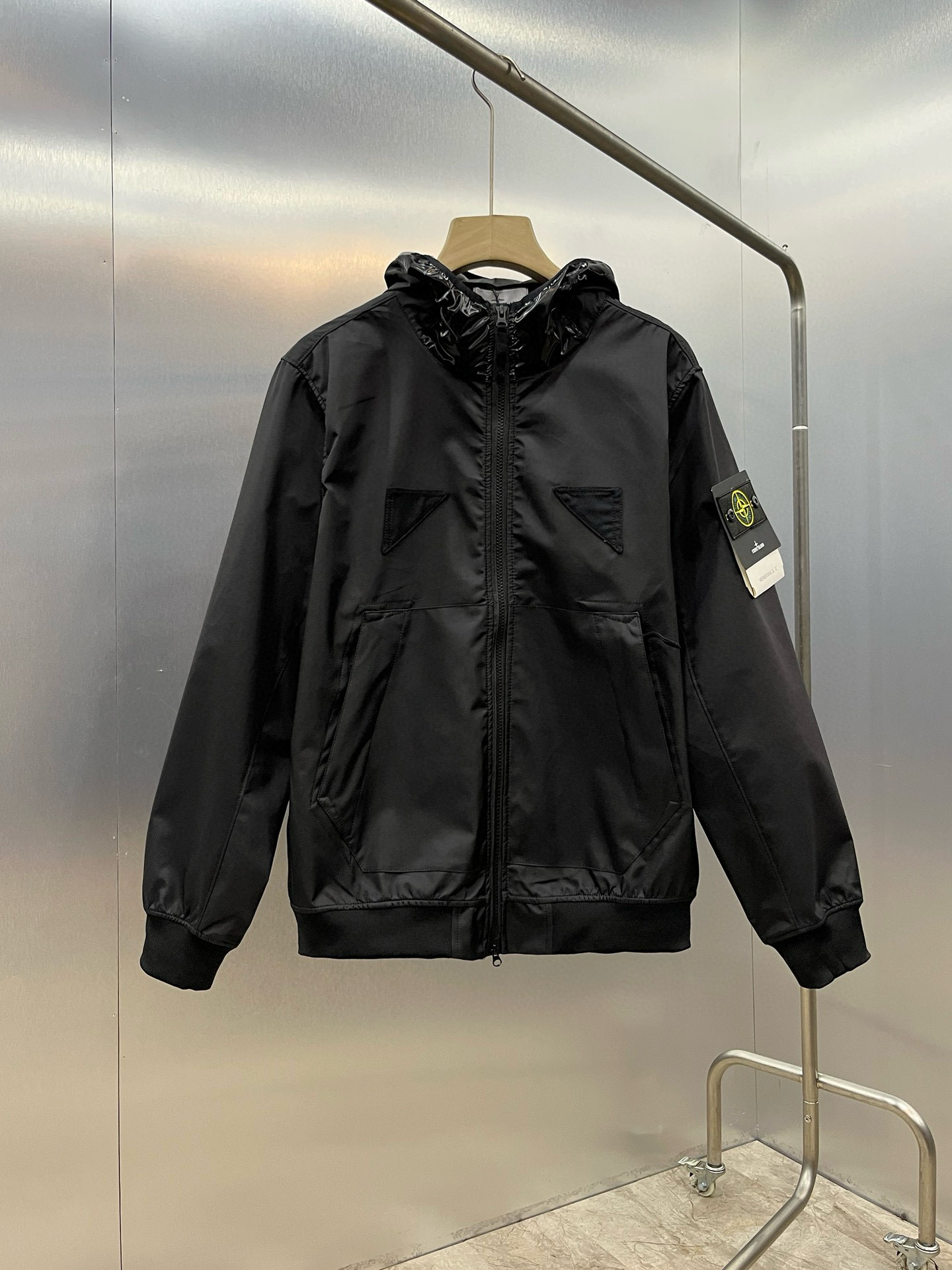 [STONE ISLAND] 스톤아일랜드 3L TC 바람막이 자켓 남성용