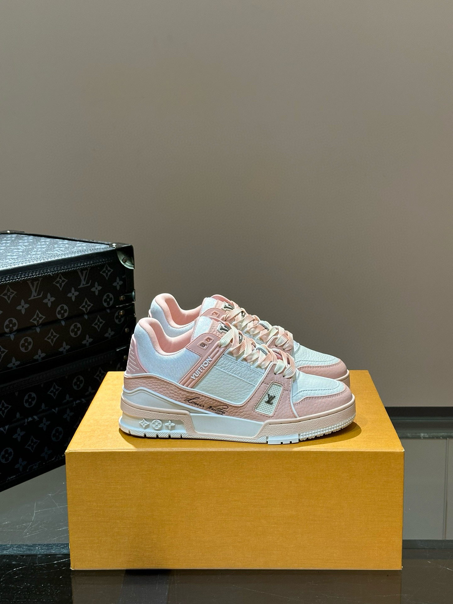 [LOUIS VUITTON] 루이비통 LV 트레이너 버질아블로 스니커즈 남녀공용