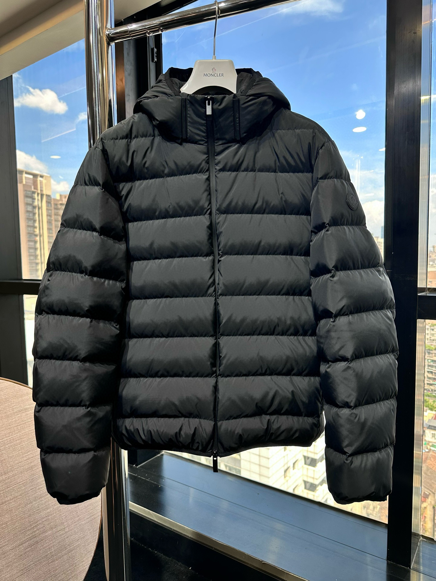 [MONCLER] 몽클레어 JELUZ 젤루즈 숏 패딩 남성용