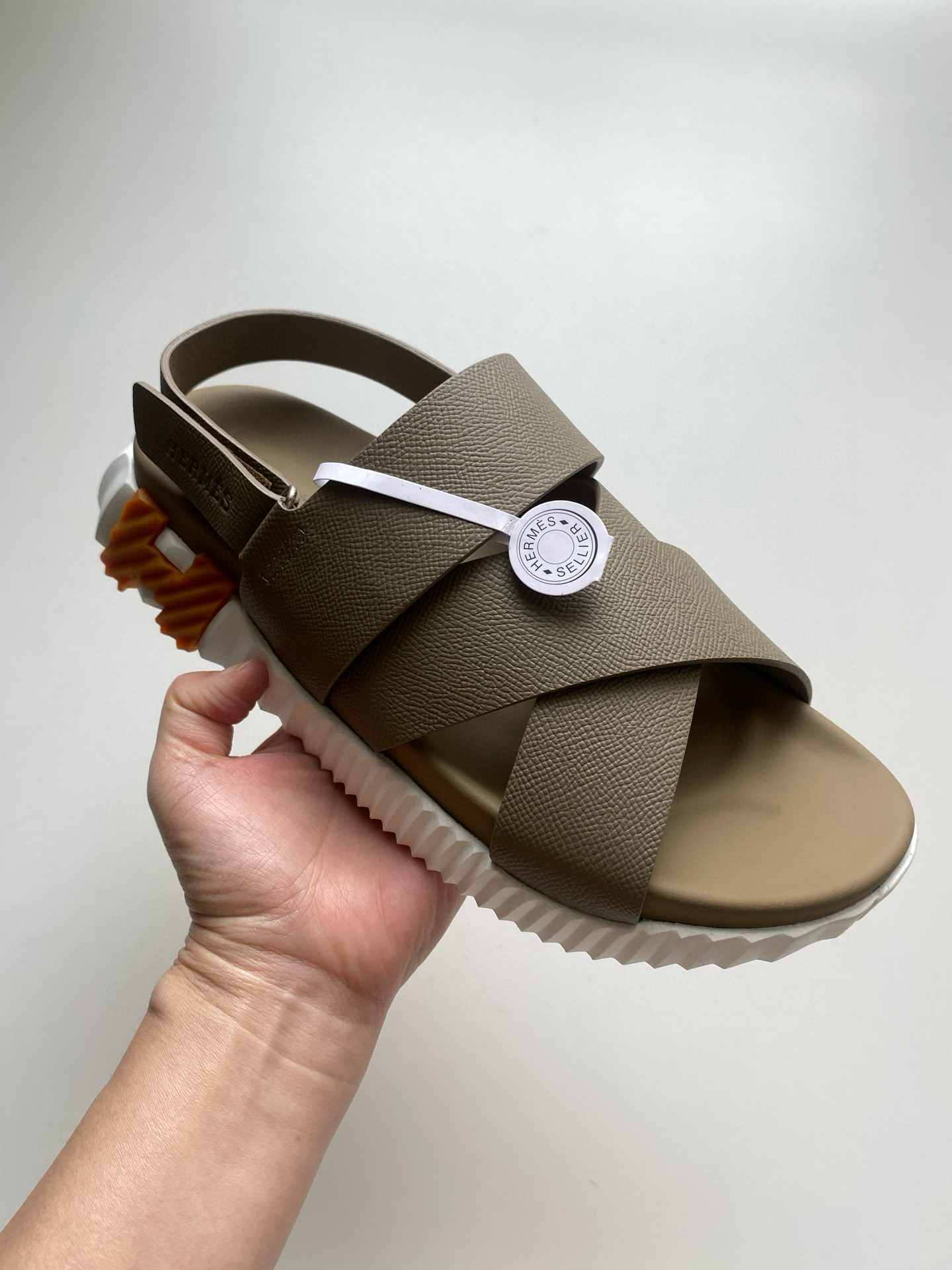 [HERMES] 에르메스 일레트릭 샌들 남성용