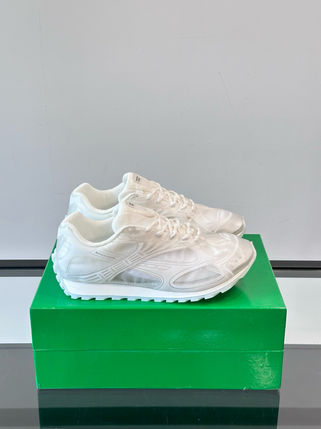 [Bottega Veneta] 보테가베네타 오르빗 스웨이드 스니커즈 남녀공용