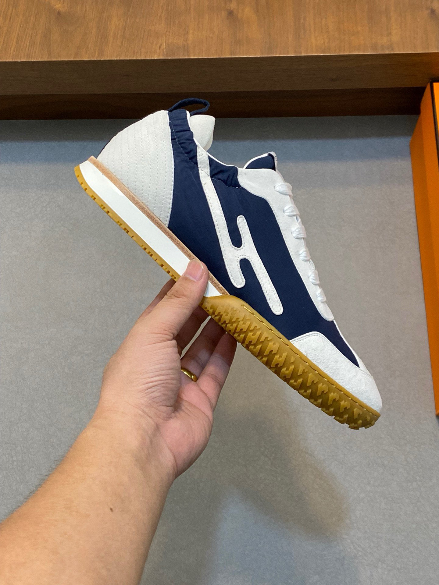 [HERMES] 에르메스 제트 JET 스니커즈 남성용